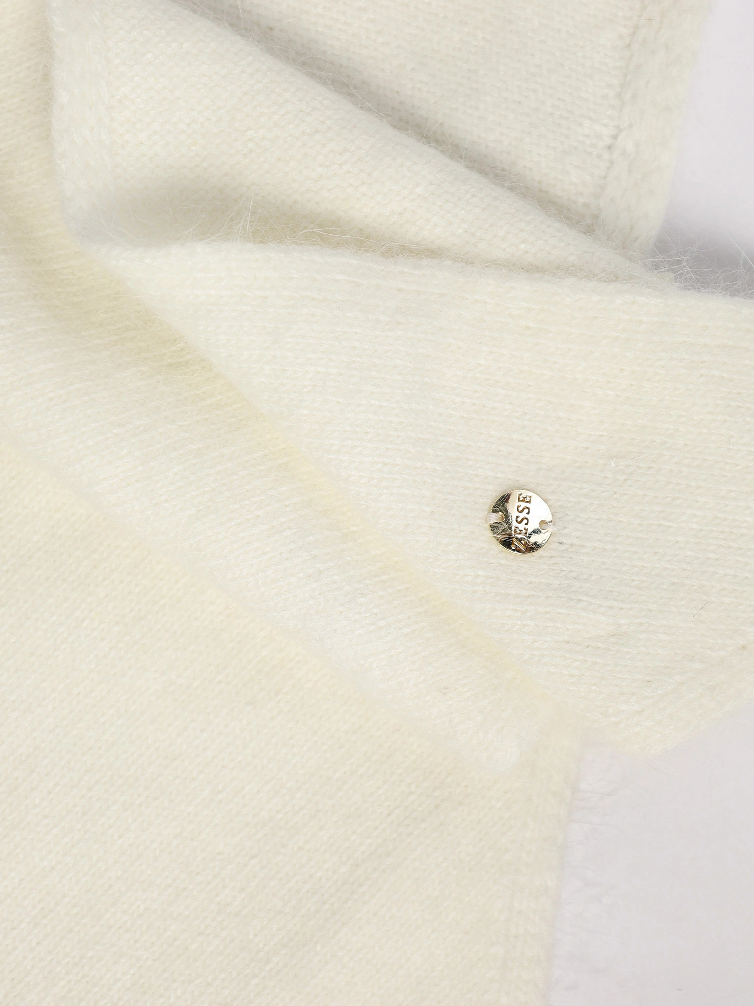 Шарф-косынка с декоративной нашивкой в ассортименте